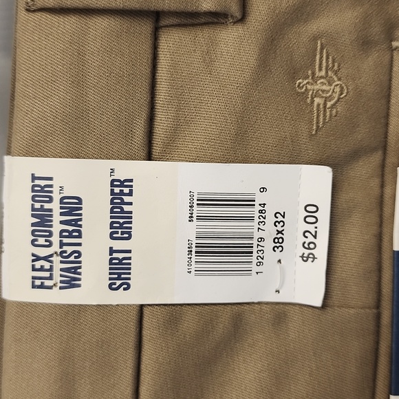 Dockers Signature Khaki Stright Fit.. Lux cotton stretch - Picture 4 of 7